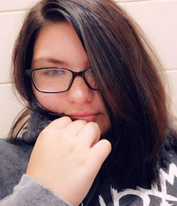 Meet your Posher, Helena